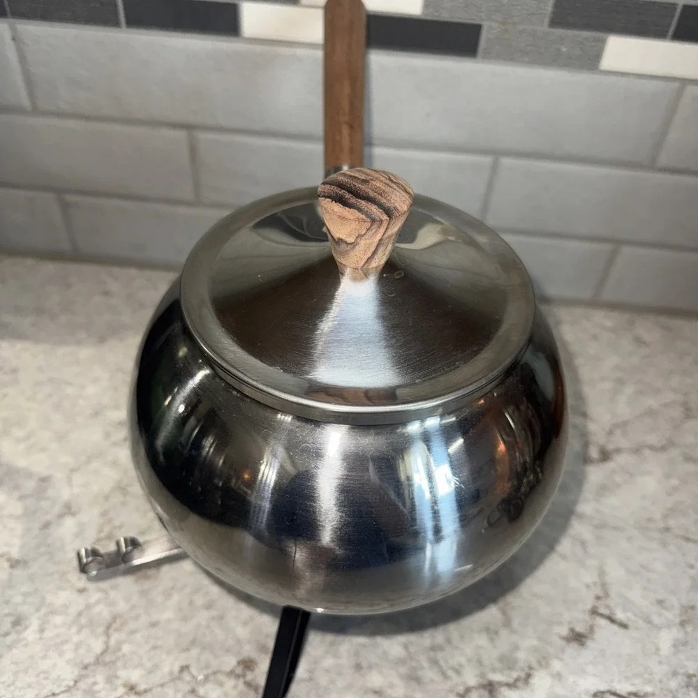 Vintage Gourmet International Stainless Steel Fondue Set Forks Cookbook Stand